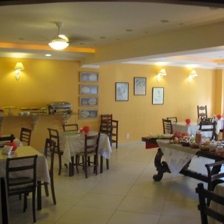 Hotel La Brise Cabo Frio Buitenkant foto