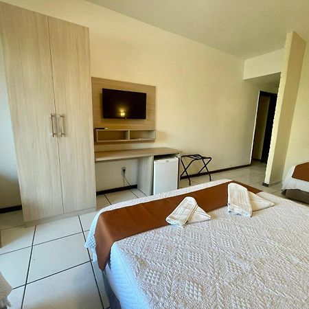 Hotel La Brise Cabo Frio Buitenkant foto